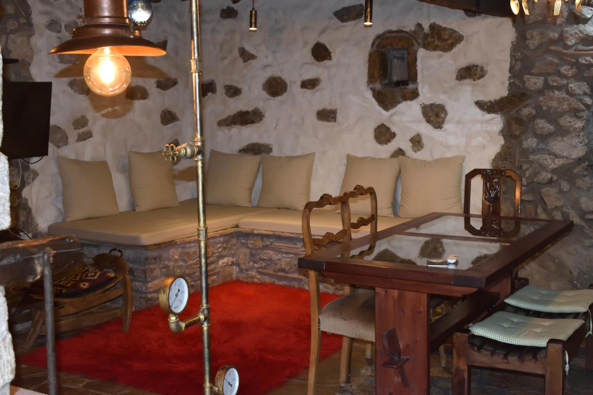 Μικρή Πέτρινη Μεζονέτα 2 Villa Liléa Kültér fotó